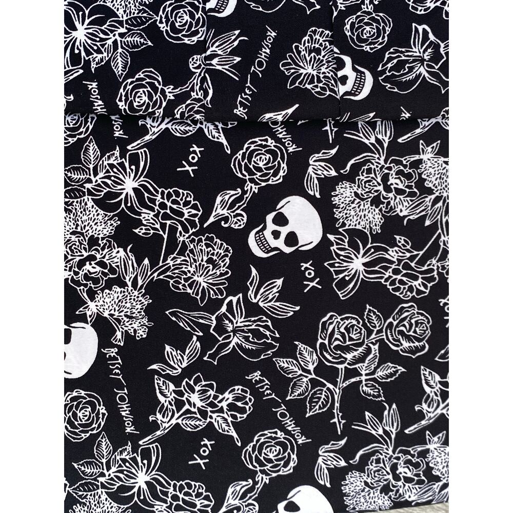 Betsey Johnson Skull Floral Queen Sheet Set 6 Piece Black White